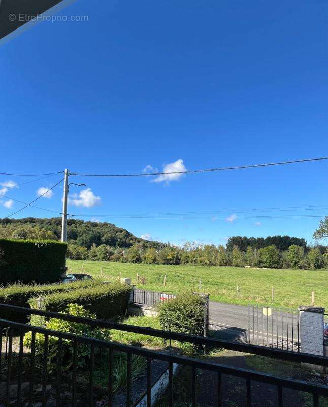 Maison à TRACY-LE-MONT