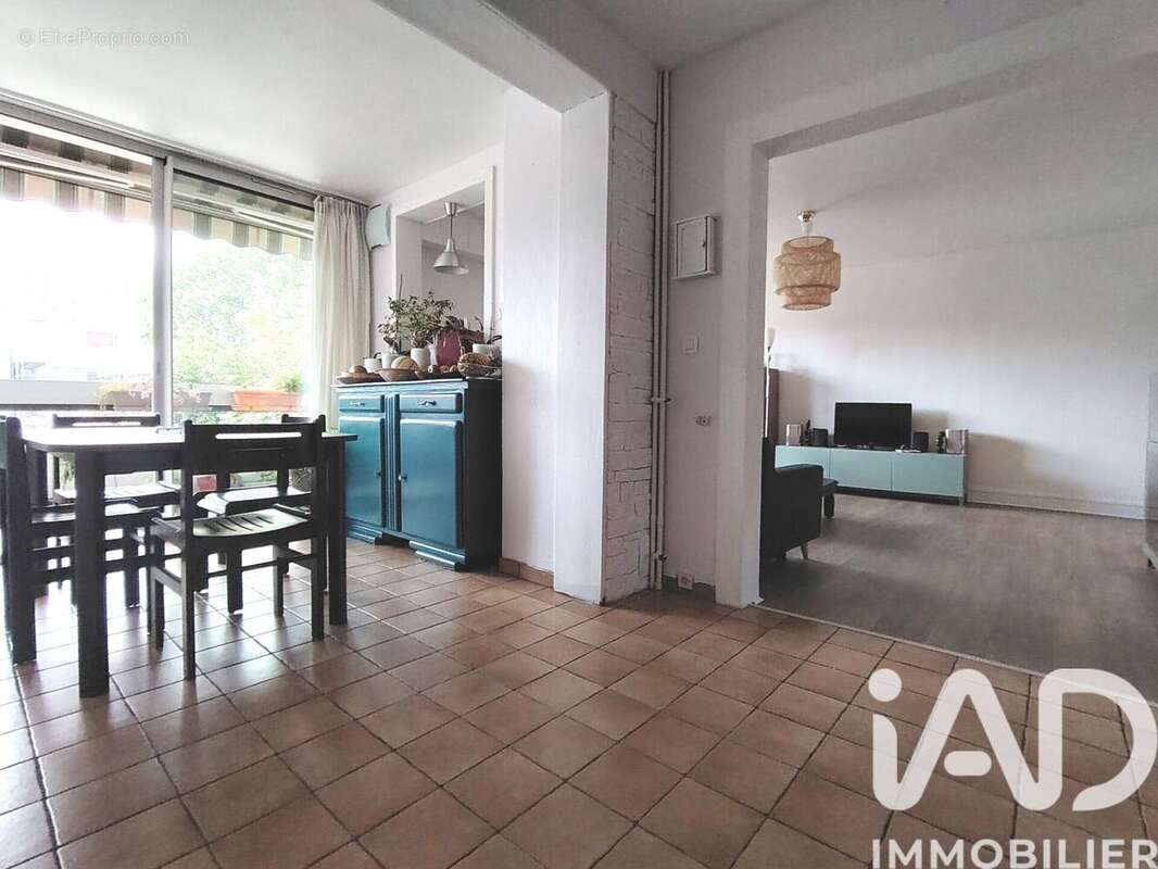 Photo 3 - Appartement à LES ULIS