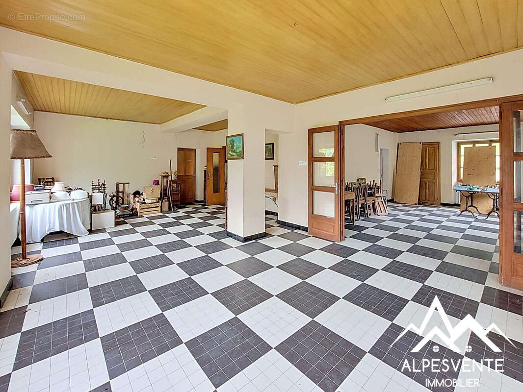 avendre_maison_àrenover_seytroux_alpesvente - Maison à SEYTROUX