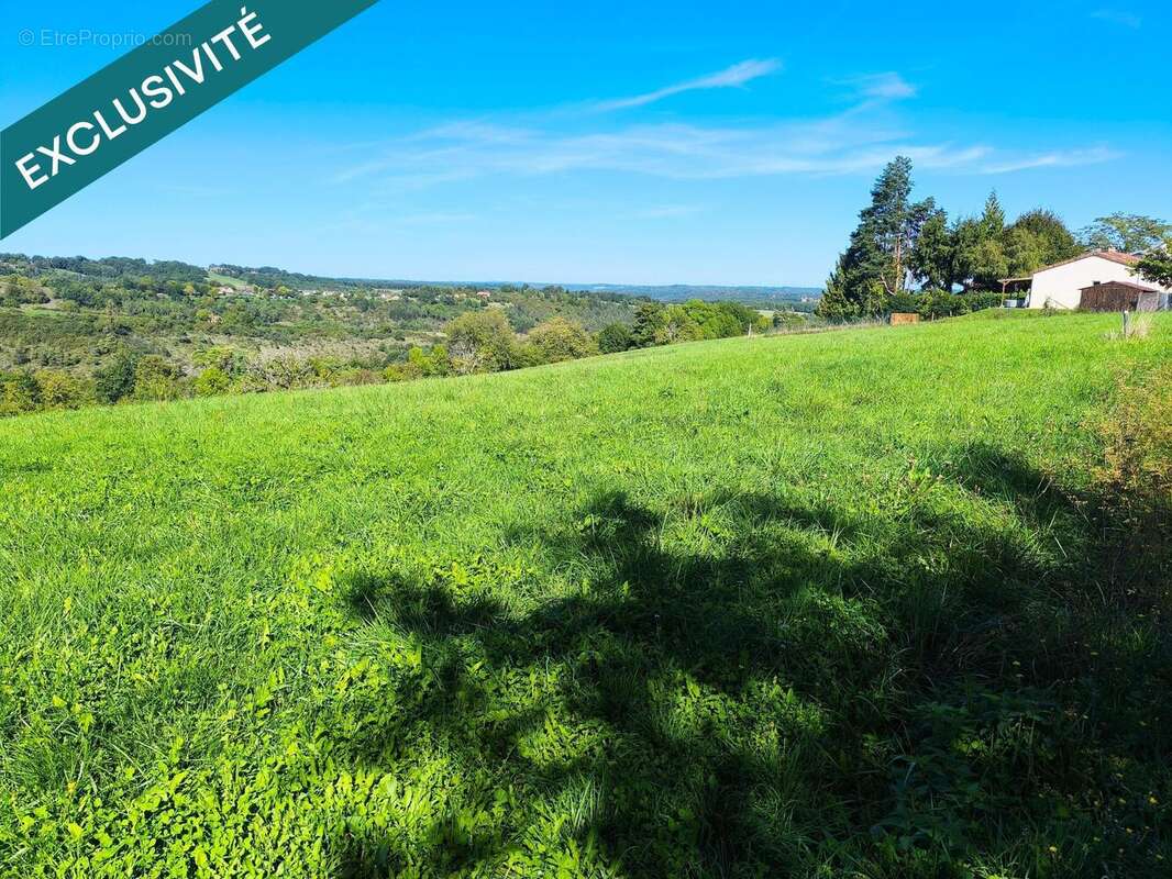 Photo 2 - Terrain à ROUFFIGNAC-SAINT-CERNIN-DE-REILHAC