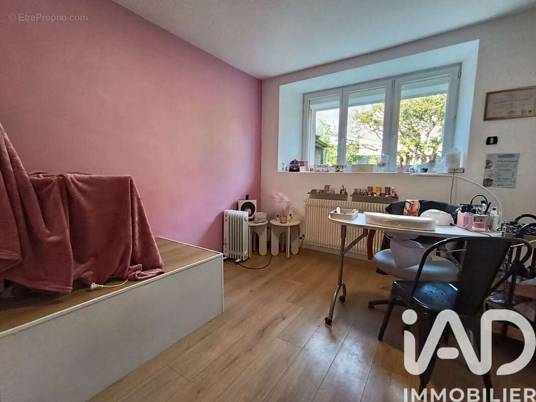 Maison 193 m² à Secheval  - photo 6