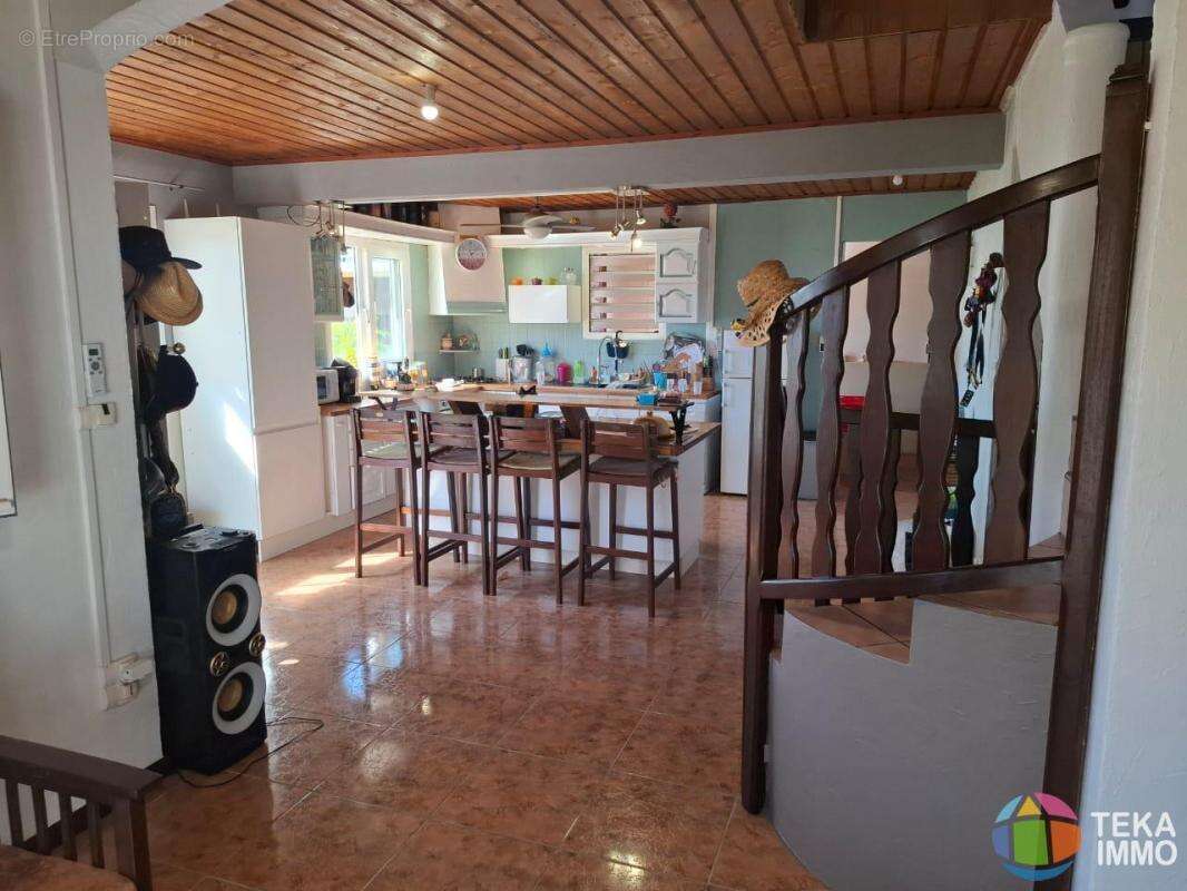 Maison à SAINT-BENOIT