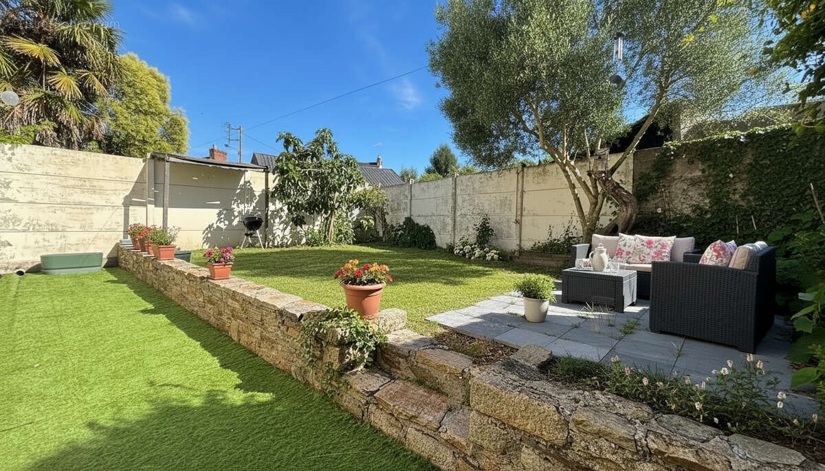 Maison de bourg lumineuse avec jardin plein sud - photo 7