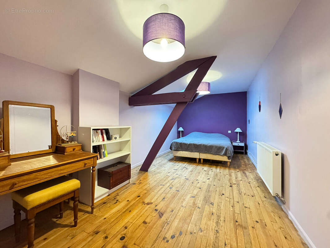 Maison à COULOUNIEIX-CHAMIERS