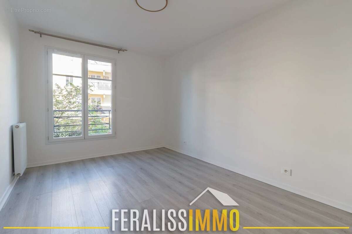Appartement à VAUREAL