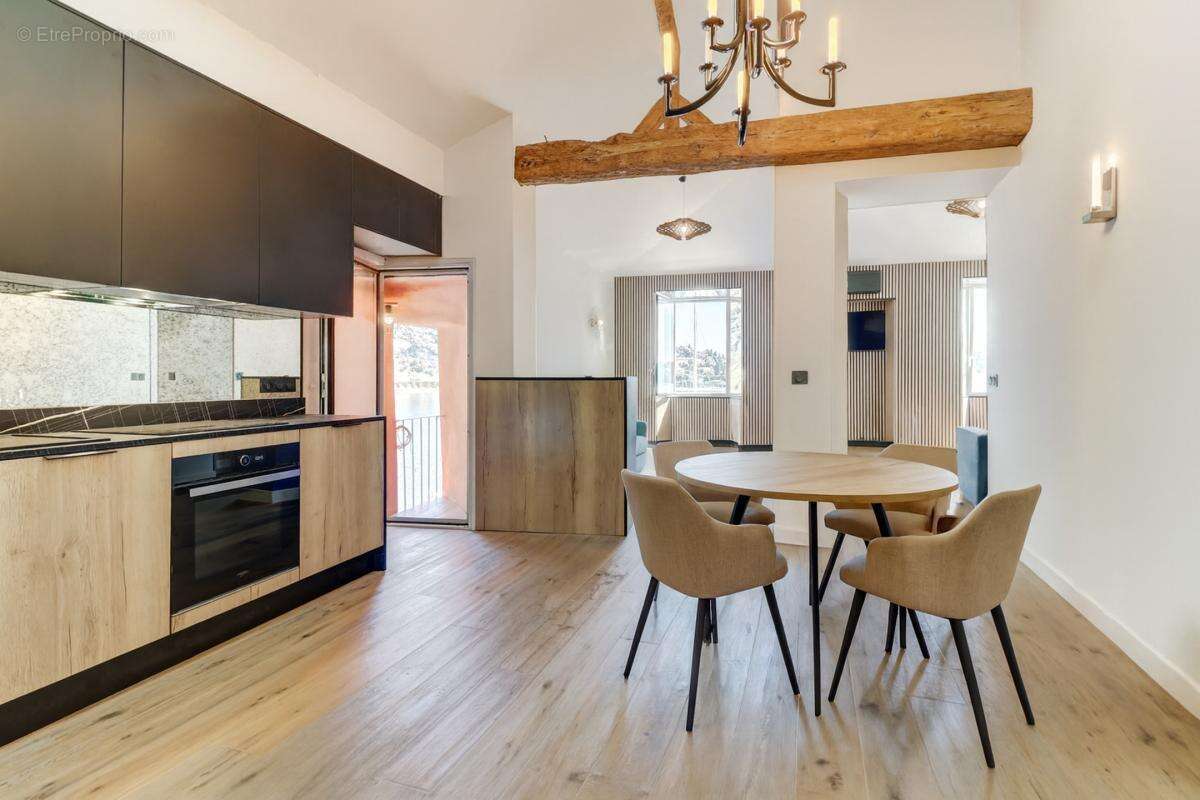 Appartement à VILLEFRANCHE-SUR-MER