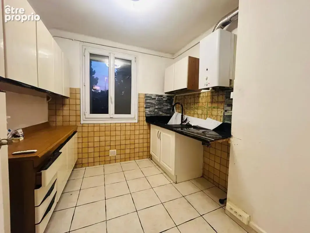Marseille 9e – résidence parc fleuri – t3 à rénover - photo 2