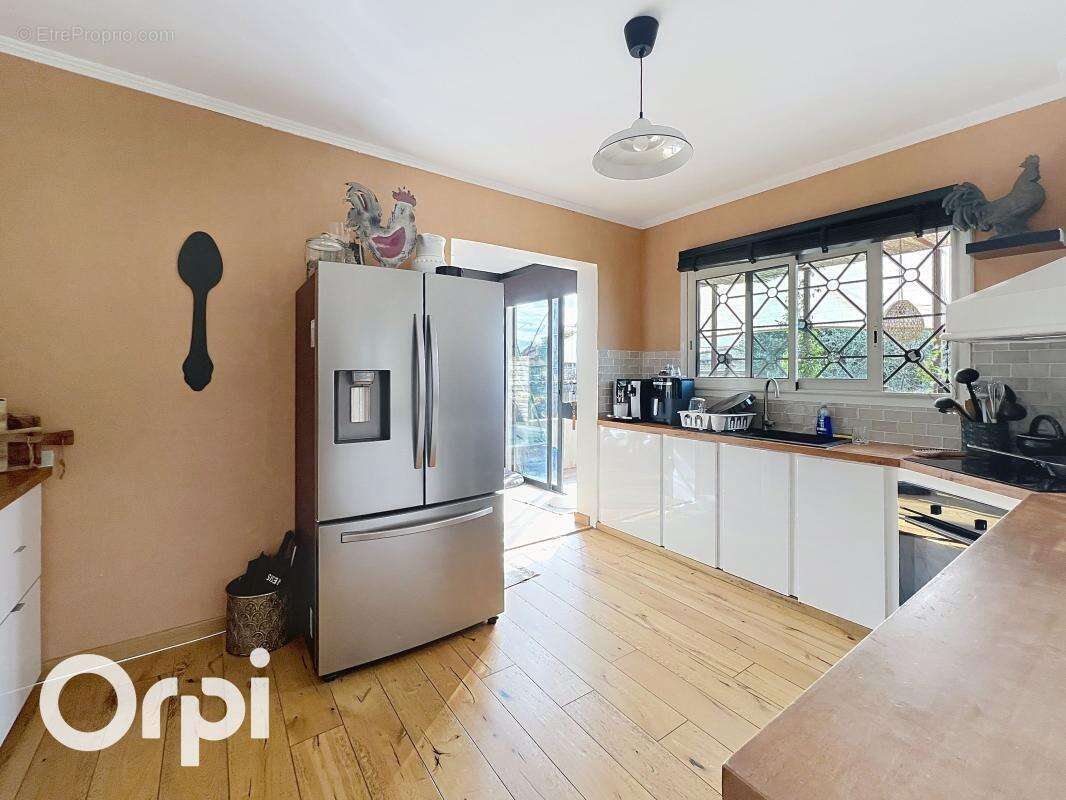 Appartement à VILLENEUVE-LOUBET