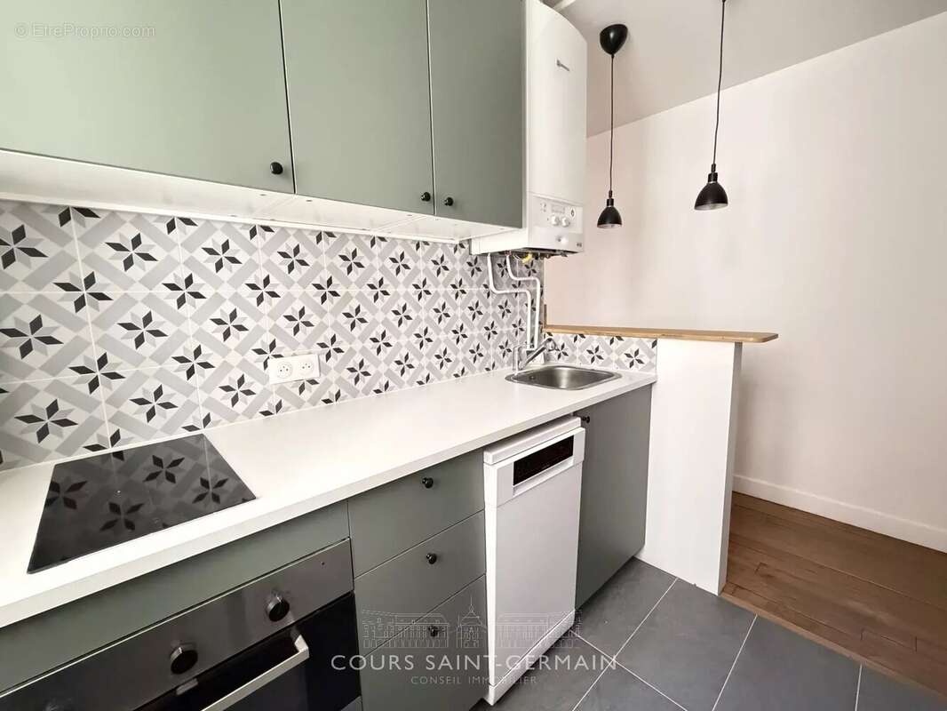 Appartement à PARIS-15E
