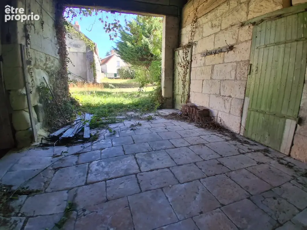 A saisir  Longère à beau potentiel - photo 6