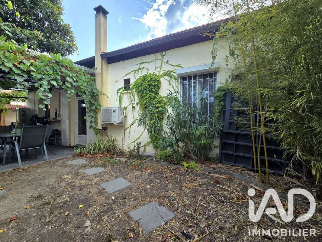 Maison 65 m² à Pont-Saint-Esprit  - photo 2