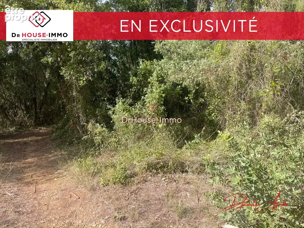 Terrain 4 300 m² à vendre à Cabasse (83340) - photo 1