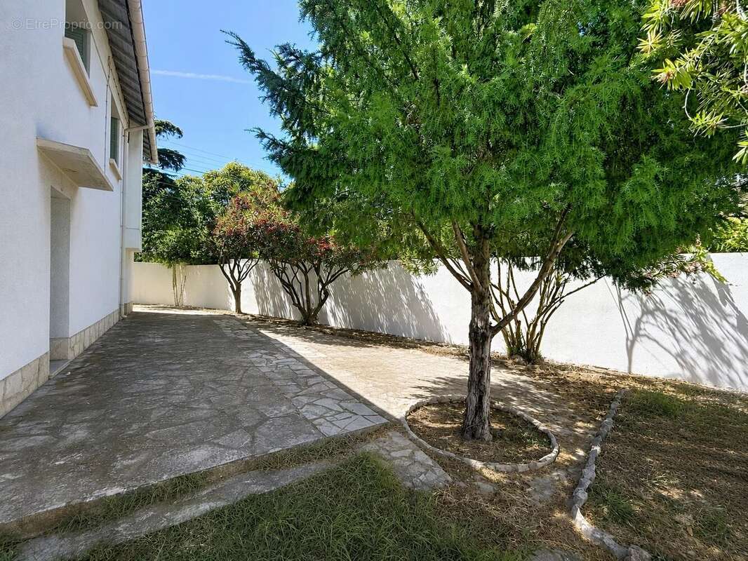 Maison à MARSEILLE-12E