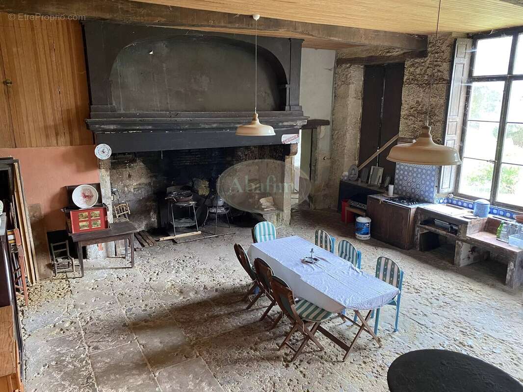 Maison à MIRANDE