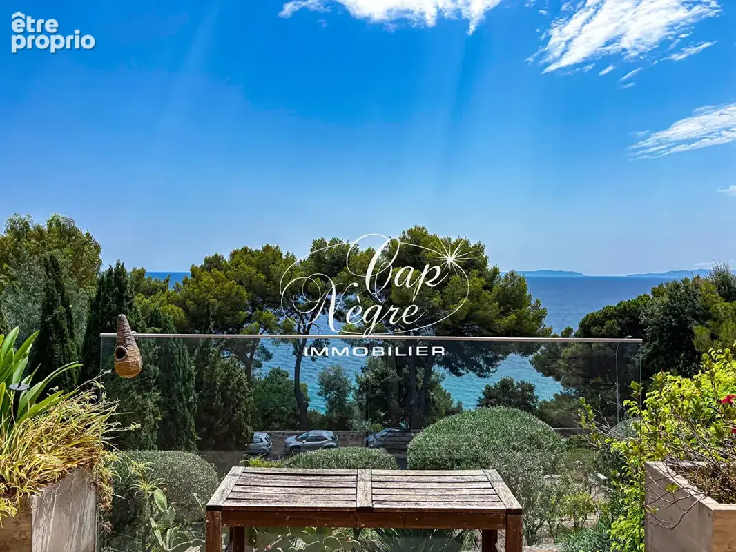 Propriété de charme avec accès privé à la plage au Lavandou - photo 3