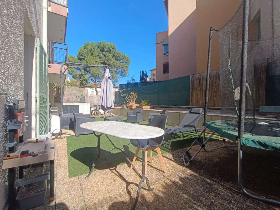 Appartement à VALBONNE