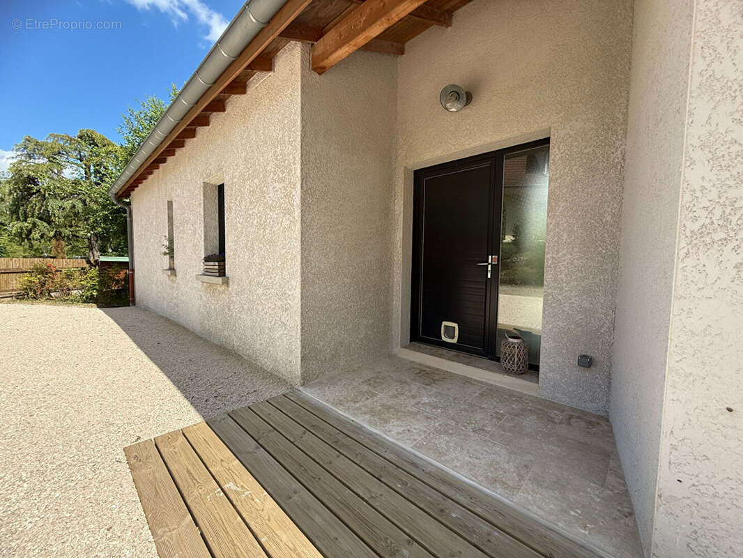 Maison à JARDIN