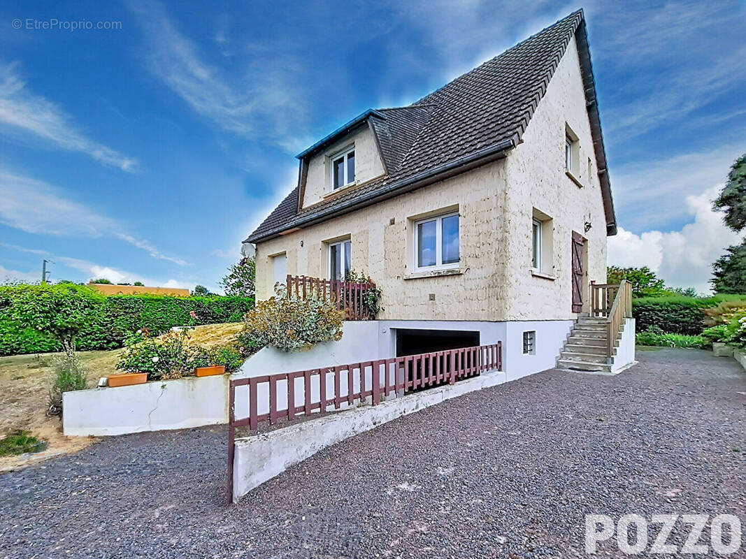 Maison à NOYERS-BOCAGE