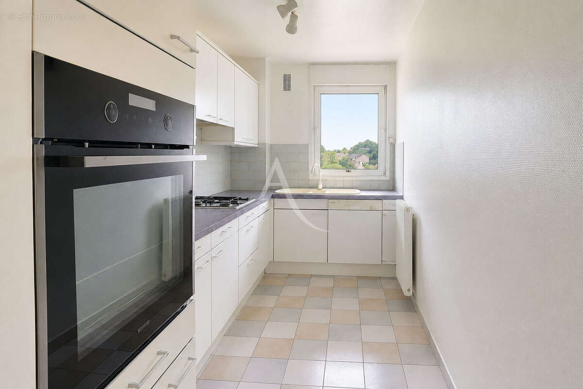Appartement 3 pièces de 67.67 m² - Saint-Germain-en-Laye - photo 3