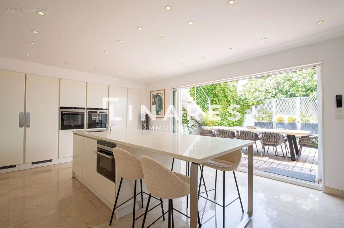 Maison à MARSEILLE-8E