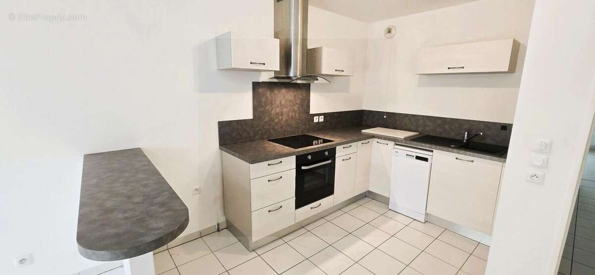 Appartement à MAINVILLIERS