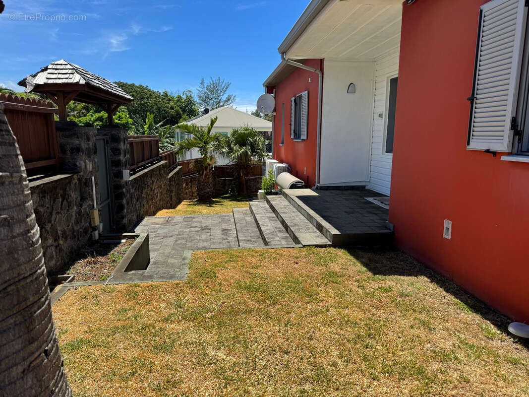 Maison à PETITE-ILE