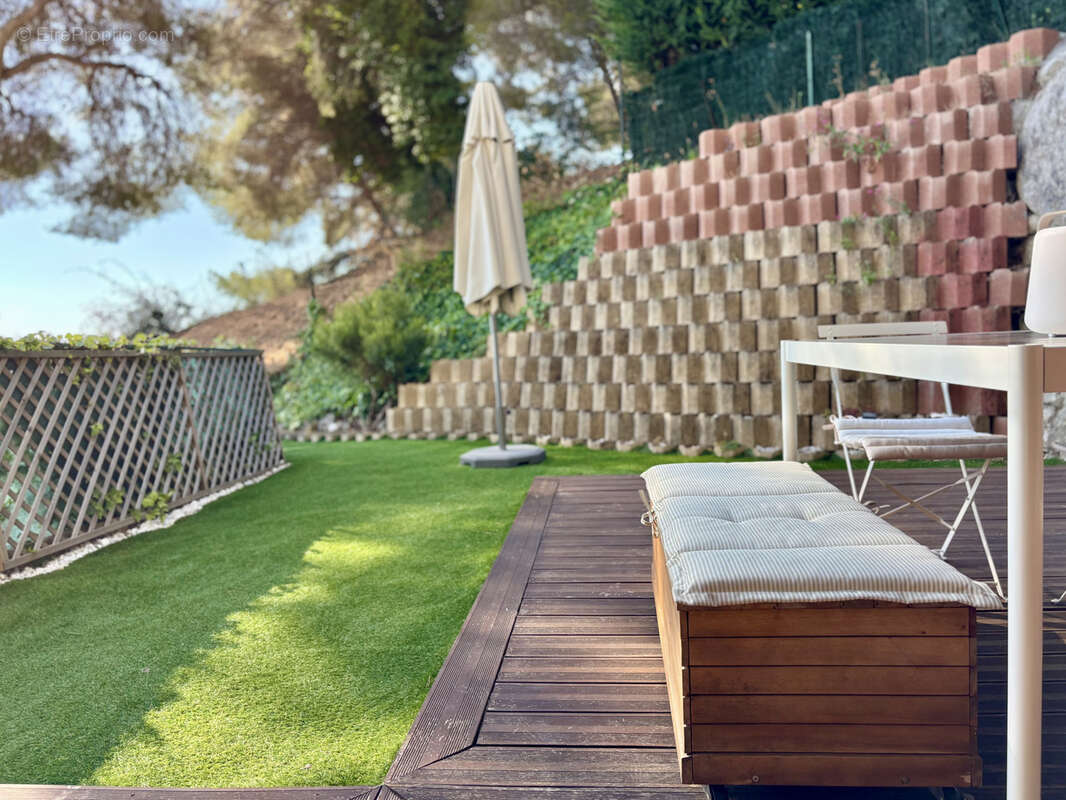 Appartement à ROQUEBRUNE-CAP-MARTIN