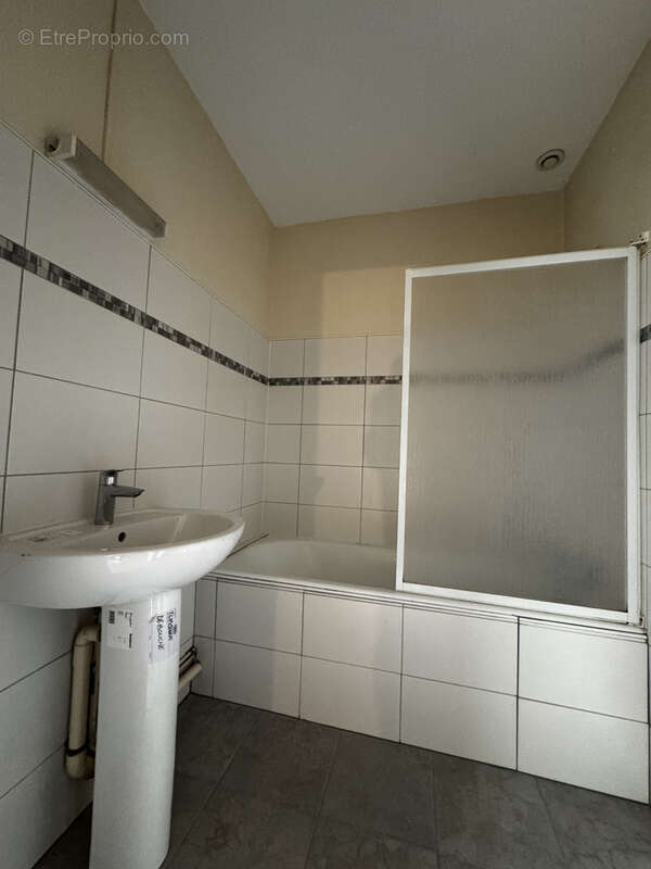 Appartement à CHAMBON-SUR-VOUEIZE