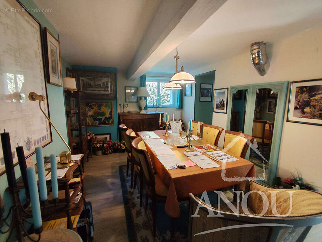 Maison à OZOIR-LE-BREUIL