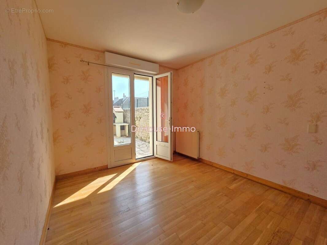 Maison 75 m² à Courseulles-Sur-Mer  - photo 4