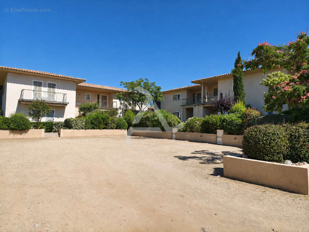 Situé à deux pas de la plage, charmant t2 avec terrasse de 22m2 - photo 18