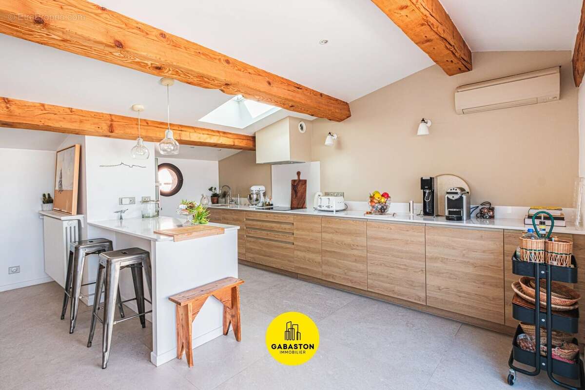 Maison à MARSEILLE-6E