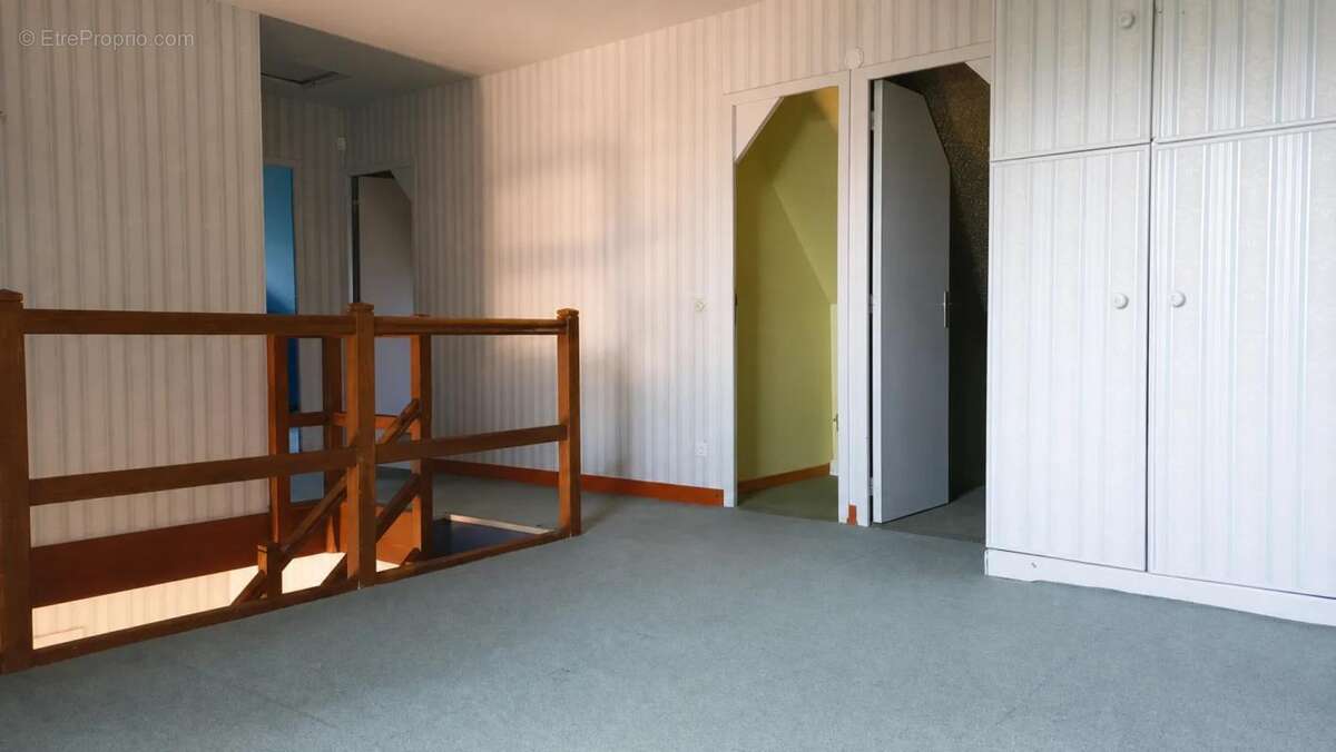 Maison de 6 pièces de 124 m² à Saint-Quentin-des-Prés - photo 8