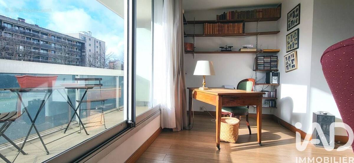 Photo 1 - Appartement à PUTEAUX