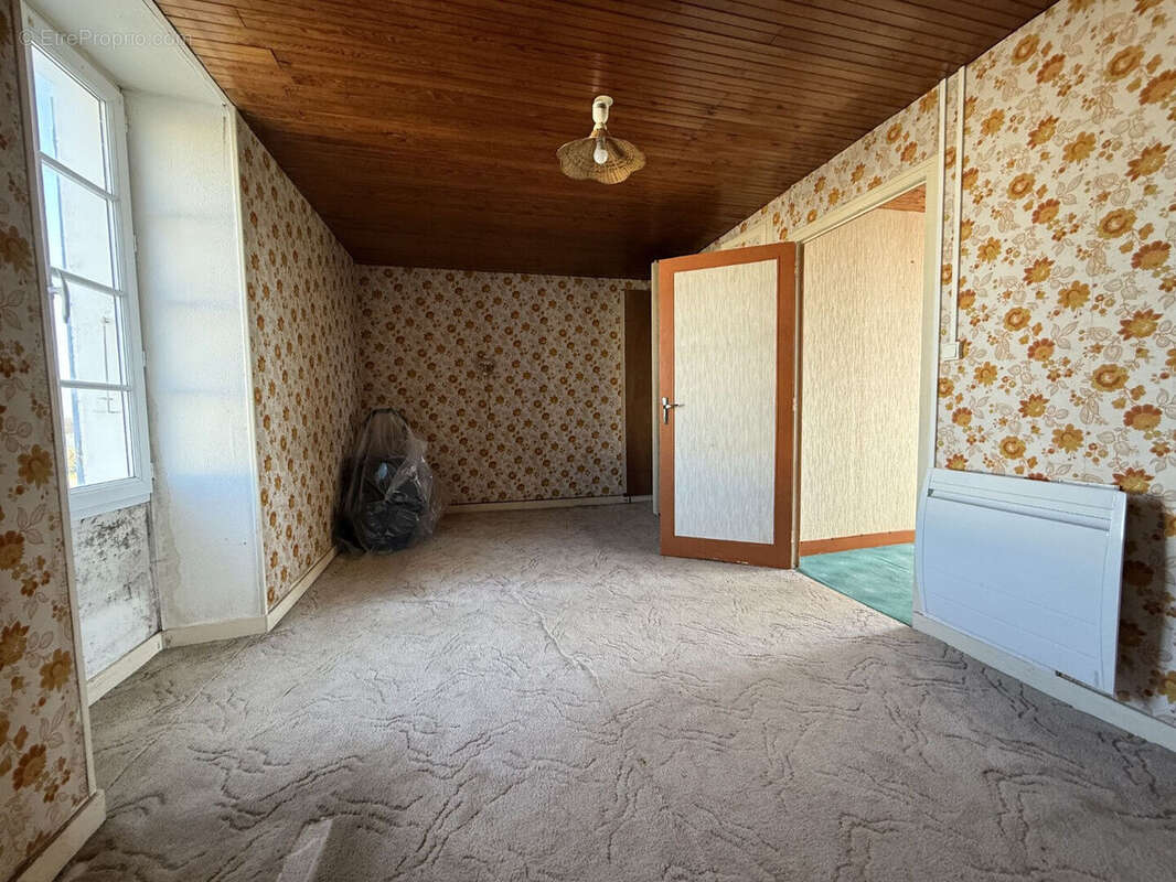 Photo 9 - Maison à OULMES