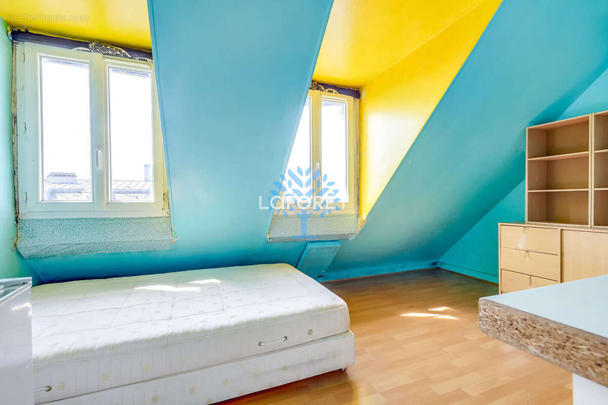 Appartement à PARIS-11E