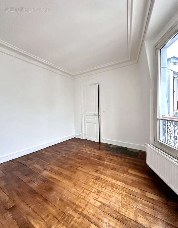 Appartement à PARIS-19E