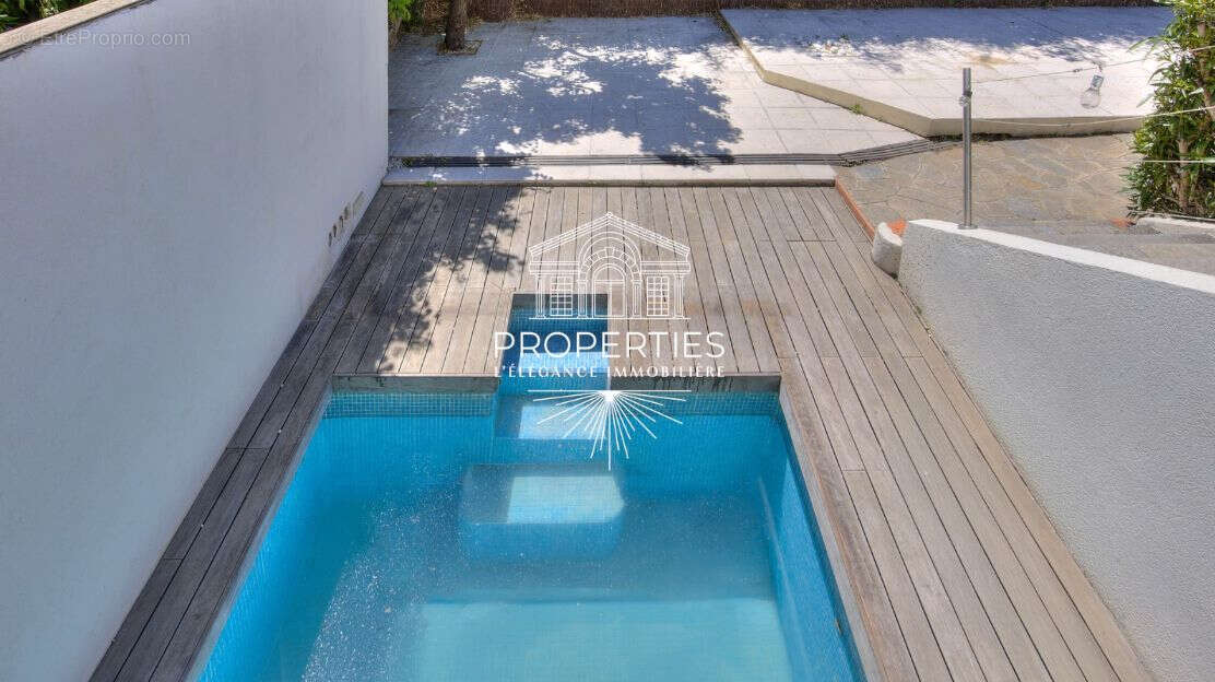 Bormes - le pin - maison de 143m² - garage - dependance - piscine - photo 11