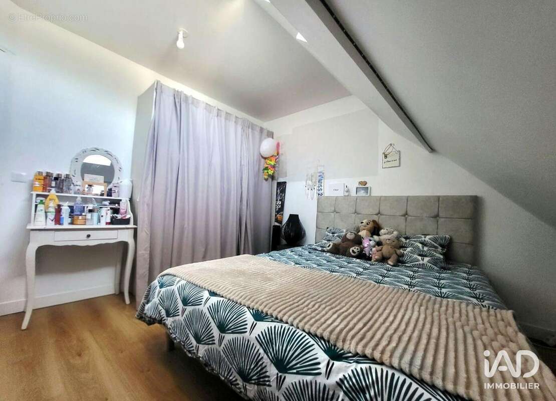 Appartement 97 m² à Rouvres-Saint-Jean  - photo 9