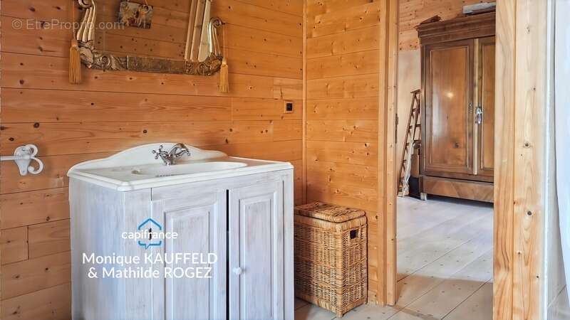 Maison à VOLLORE-VILLE