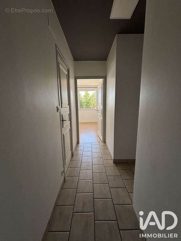 Appartement 81 m² à Aurillac  - photo 5