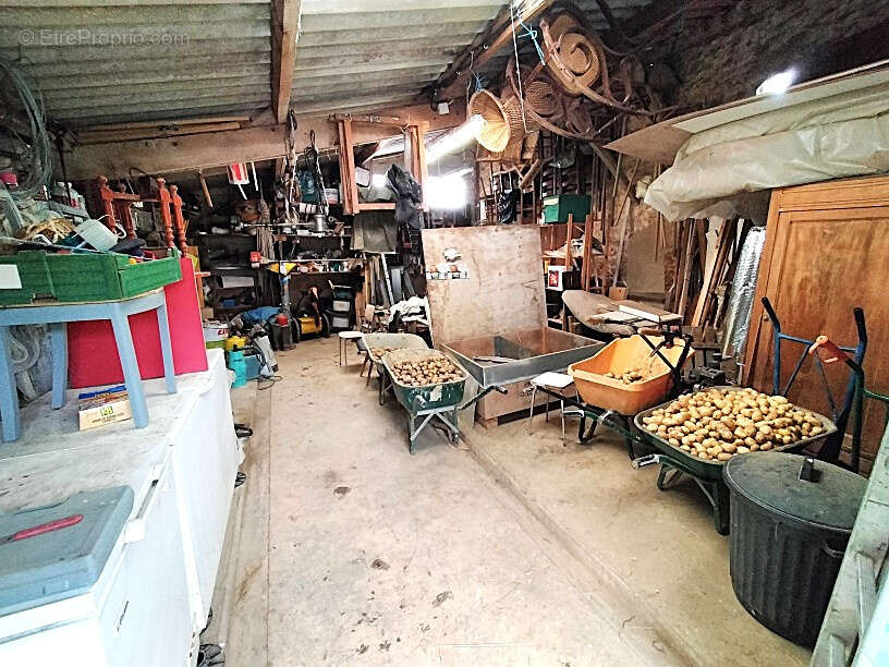 Autre à MARGOUET-MEYMES