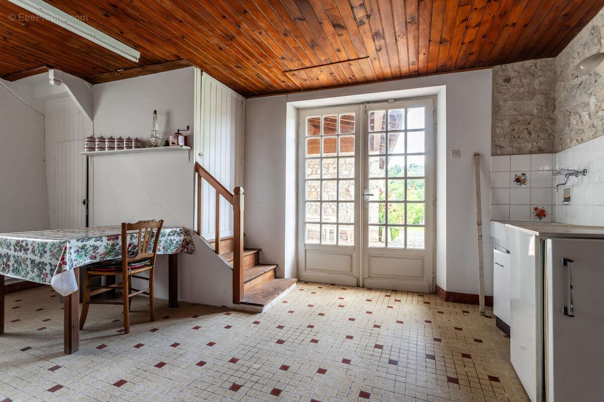 Maison à SAINT-MAURIN