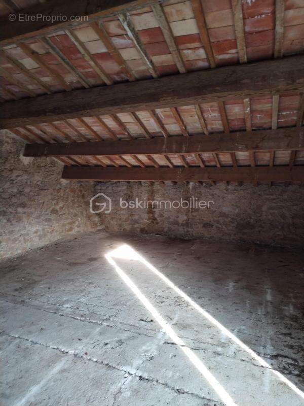 Maison à MALEMORT-DU-COMTAT