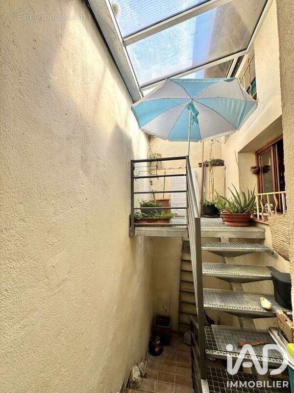 Photo 2 - Maison à SAINT-GILLES