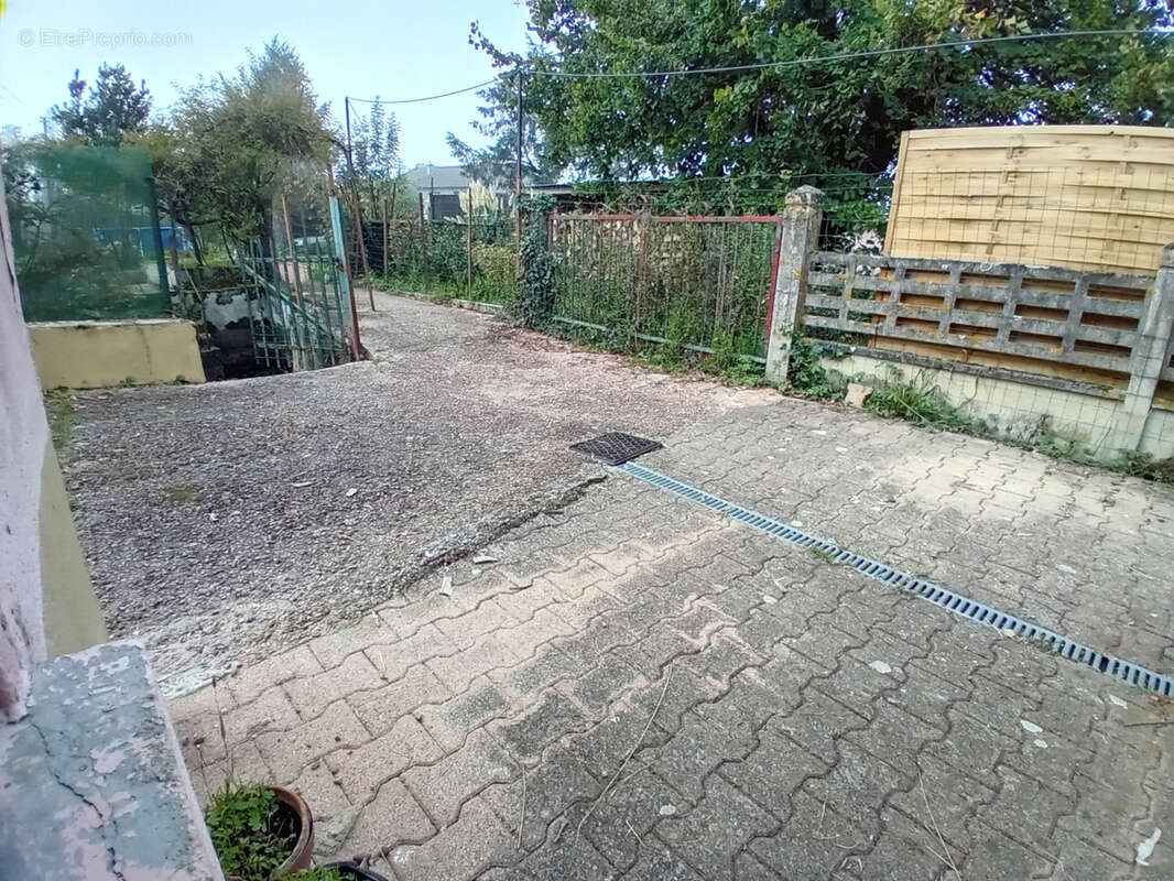 Maison à SAINT-VINCENT-DE-BOISSET