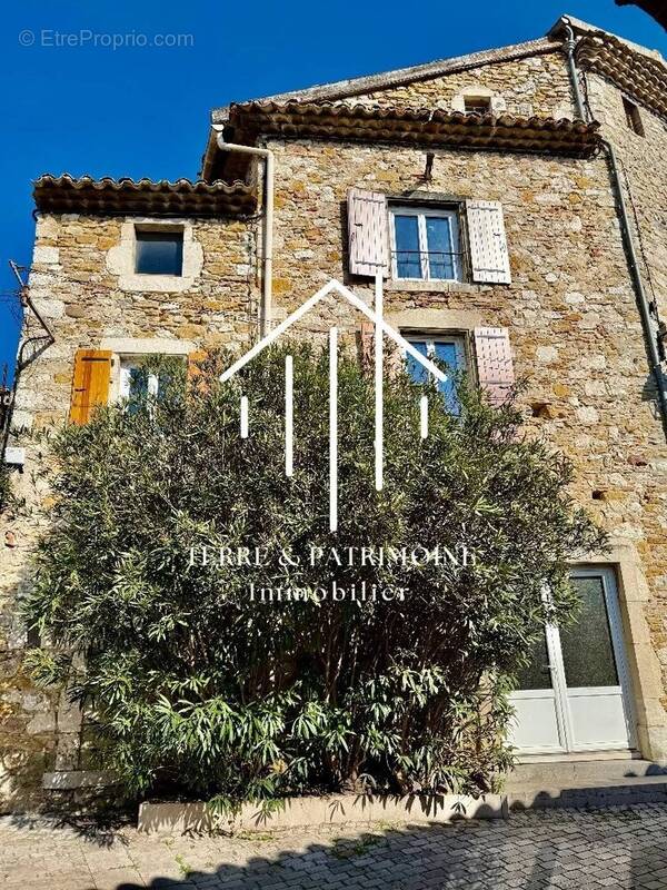 Maison à VALLON-PONT-D'ARC