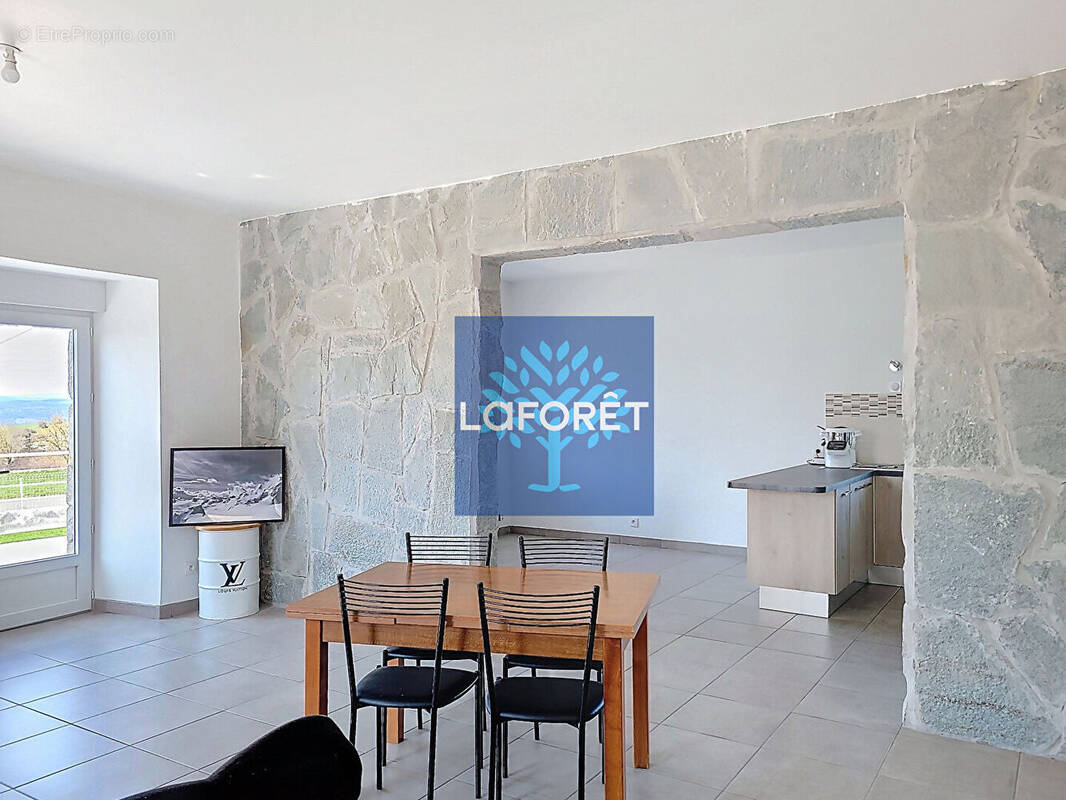 Maison à SAINT-HAON