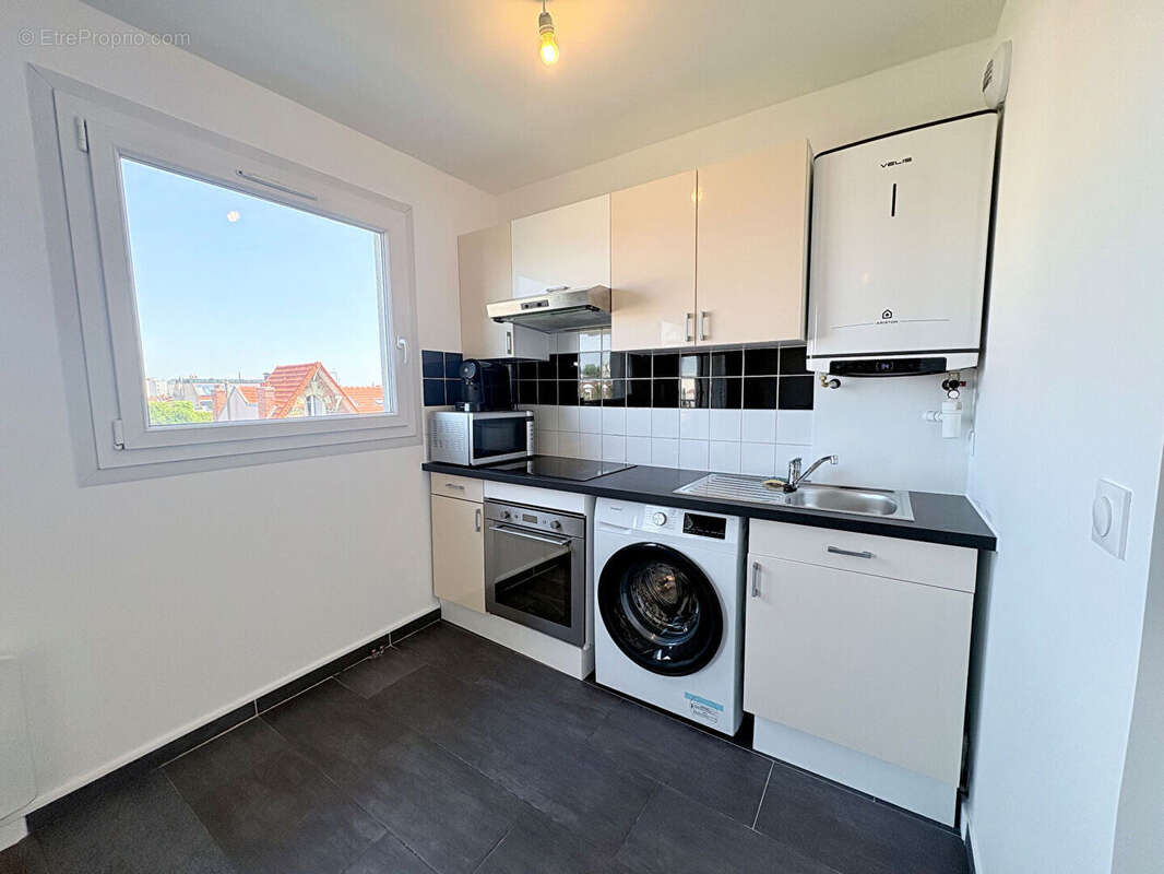 Appartement rénové avec balcon - 34 m² au Pré-Saint-Gervais - photo 6