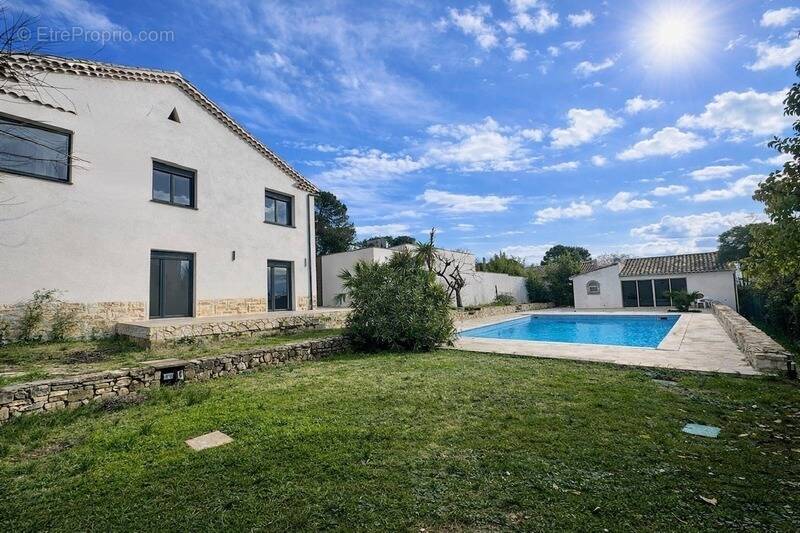 Maison à SAINT-PRIVAT-DES-VIEUX